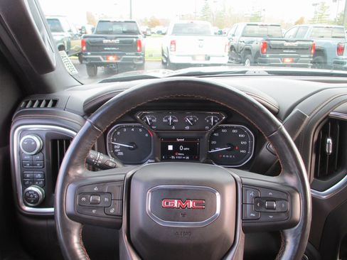 Used 2019 GMC Sierra 1500 AT4 w/ AT4 Premium Package image 32