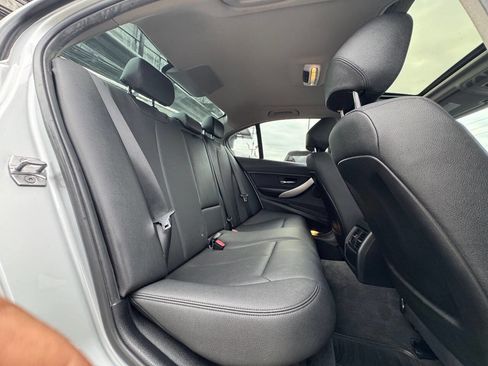 Used 2016 BMW 320i Sedan image 18