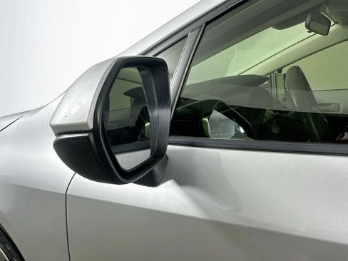 Used 2020 Toyota Corolla LE FWD image 35