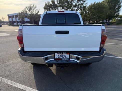 Used 2007 Toyota Tacoma PreRunner RWD image 6