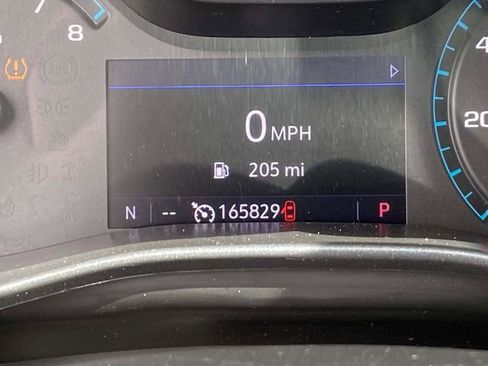 Used 2020 Chevrolet Colorado LT RWD image 25