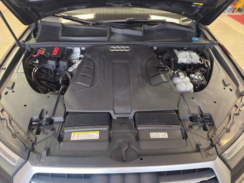 Used 2019 Audi Q7 3.0T Premium Plus AWD/4WD image 34