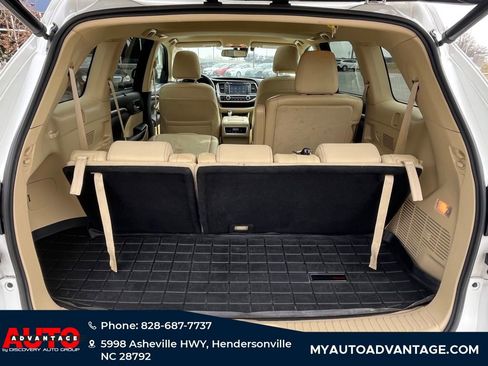 Used 2016 Toyota Highlander Limited image 28