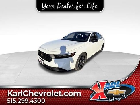 Used 2023 Honda Accord Sport image 1