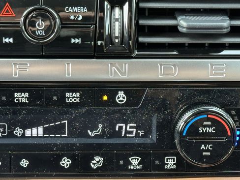 New 2026 Nissan Pathfinder Platinum image 19