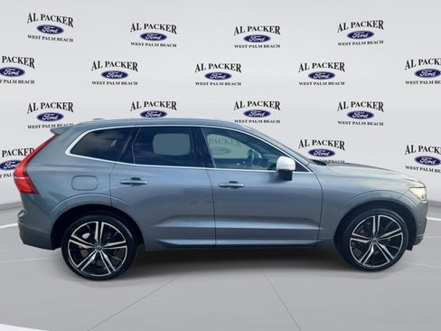 Used 2018 Volvo XC60 T5 R-Design w/ Convenience Package AWD/4WD image 6
