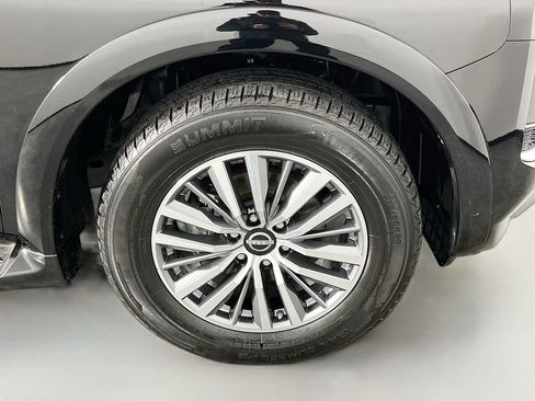 Used 2024 Nissan Armada SL w/ Captain's Chairs Package image 41