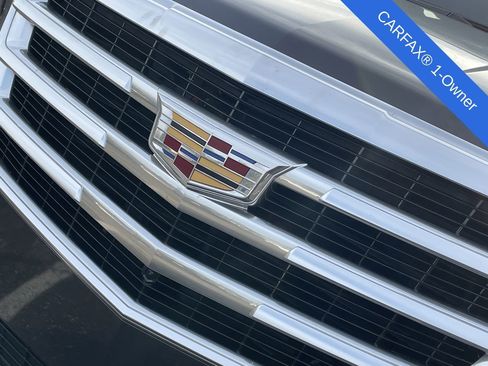 Used 2018 Cadillac Escalade ESV Luxury image 50