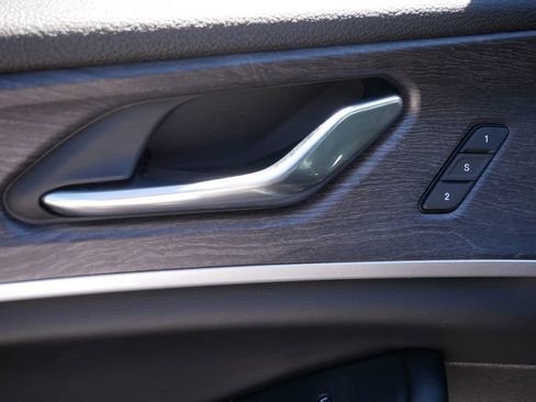 New 2025 Jeep Grand Cherokee L Limited w/ Black Appearance Package image 30