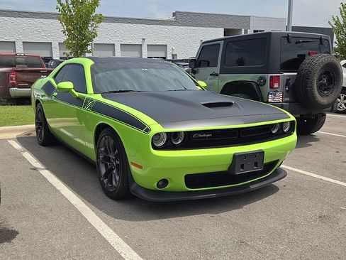Used 2023 Dodge Challenger R/T w/ T/A Package RWD image 4