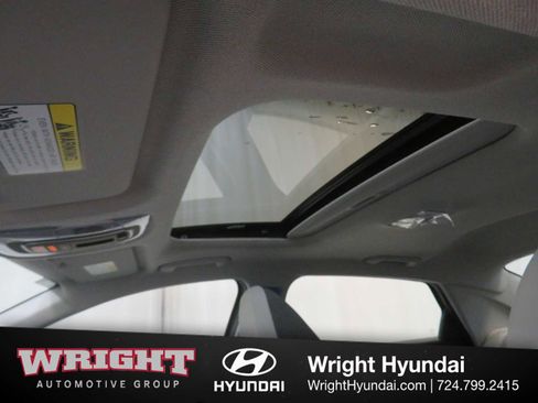 New 2026 Hyundai Elantra Limited FWD image 19