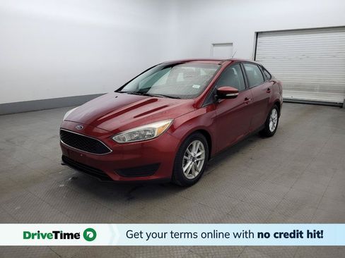 Used 2016 Ford Focus SE w/ SE Power Seat Package FWD image 1