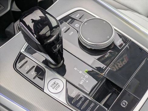 Used 2023 BMW X5 xDrive40i w/ Premium Package image 12