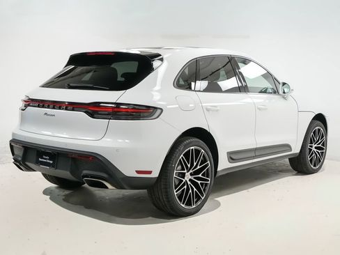 New 2026 Porsche Macan image 10