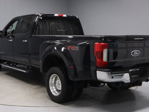 Used 2019 Ford F350 Lariat w/ Lariat Ultimate Package image 11