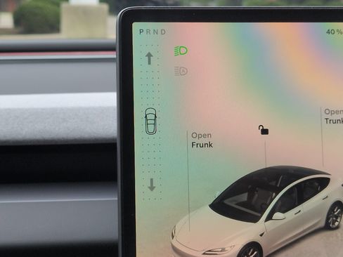 Used 2024 Tesla Model 3 Standard Range RWD image 27