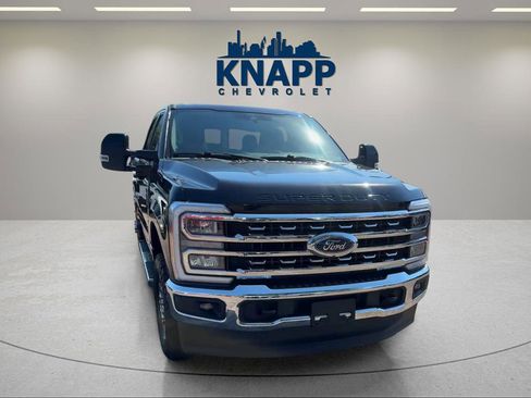 Used 2023 Ford F350 Lariat w/ FX4 Off-Road Package AWD/4WD image 2
