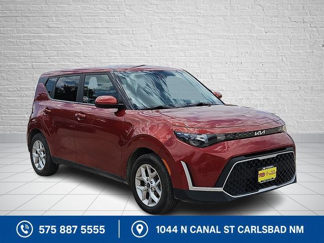 Used 2023 Kia Soul LX w/ Option Group 015 FWD image 6