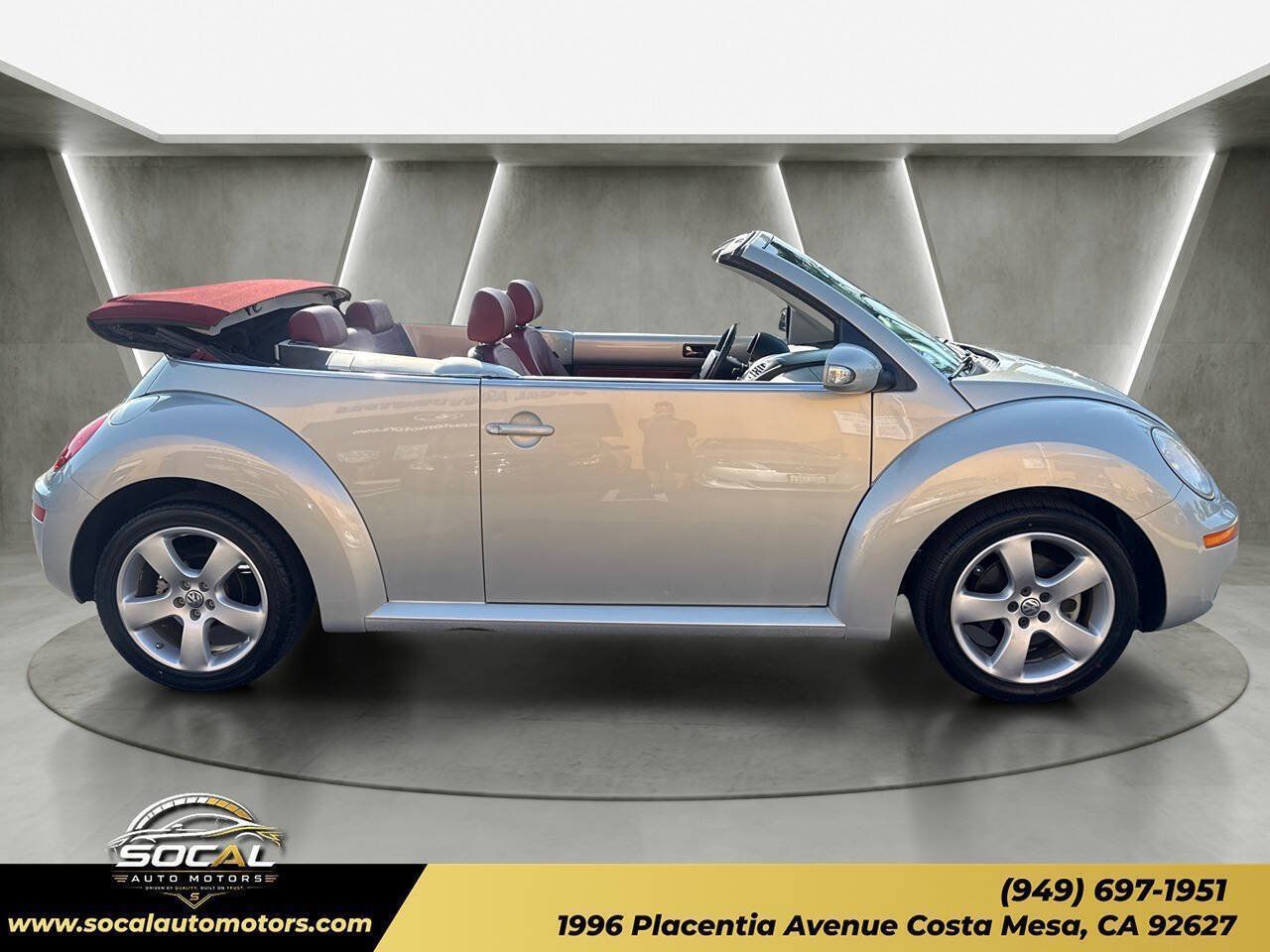 Used 2009 Volkswagen Beetle Blush FWD image 6
