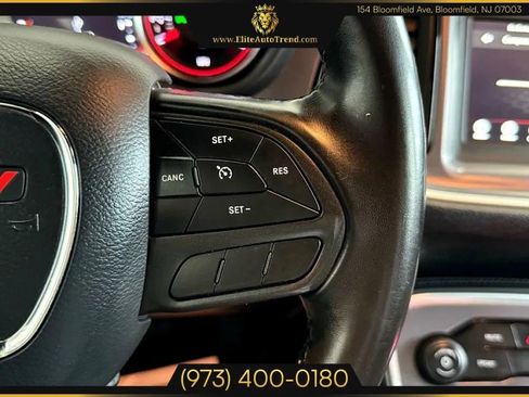 Used 2020 Dodge Challenger SXT image 13