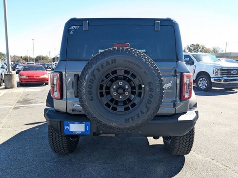 New 2026 Ford Bronco Badlands image 5