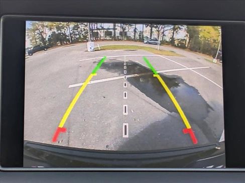 Used 2021 Jeep Grand Cherokee Laredo image 13