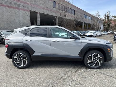 New 2026 Hyundai Kona SEL Premium image 8