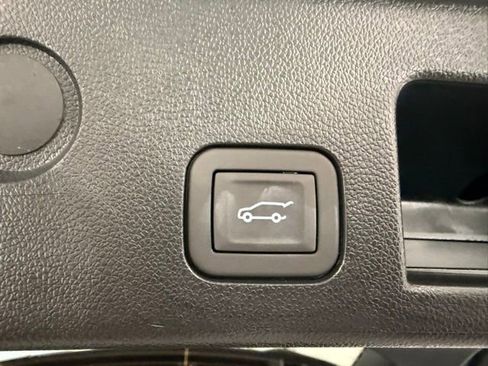 New 2026 GMC Terrain Elevation w/ Elevation Premium Package image 9