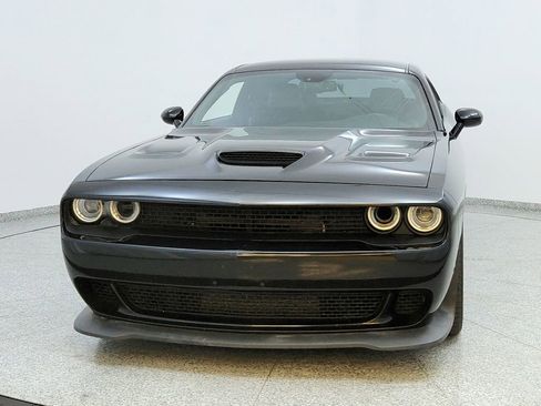 Used 2016 Dodge Challenger SRT Hellcat image 8