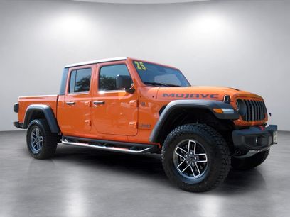 Certified 2025 Jeep Gladiator Mojave w/ Convenience Group