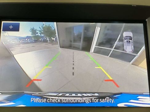 Used 2019 Ford Edge Titanium w/ Class II Trailer Tow Package AWD/4WD image 20