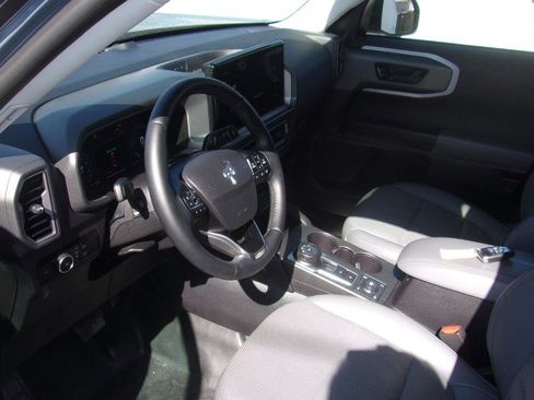 Used 2025 Ford Bronco Sport Badlands image 3