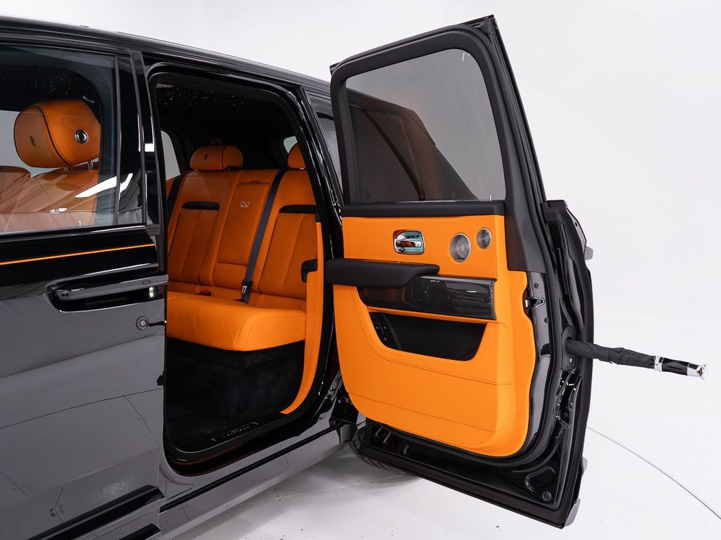 New 2027 Rolls-Royce Cullinan Black Badge AWD/4WD image 31