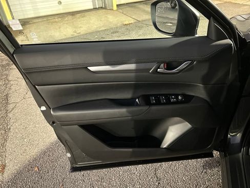 New 2025 MAZDA CX-5 AWD 2.5 S w/ Preferred Package image 13