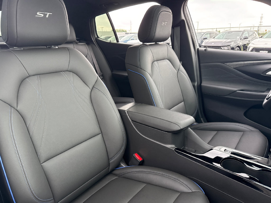 New 2026 Buick Envista Sport Touring w/ Convenience I Package FWD image 38