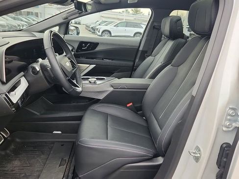 Certified 2025 Cadillac Optiq Luxury 2 w/ LPO, Floor Liner Package image 13