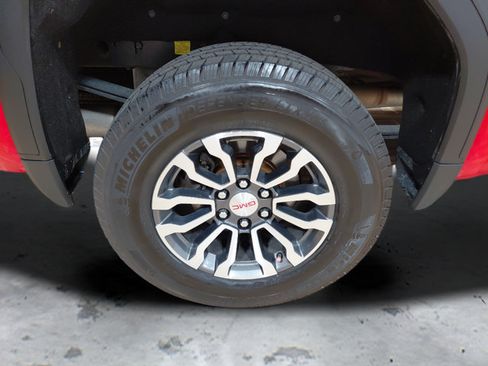 Used 2021 GMC Sierra 1500 AT4 AWD/4WD image 8