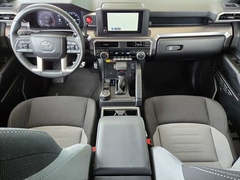 Used 2025 Toyota 4Runner TRD Sport AWD/4WD image 15