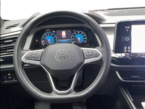 Used 2024 Volkswagen Atlas Cross Sport SE w/ Black Wheel Package FWD image 34