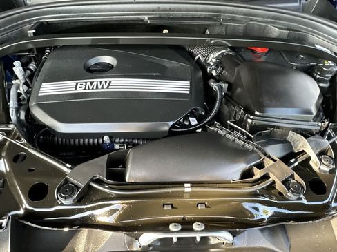 Used 2025 BMW X1 xDrive28i AWD/4WD image 12