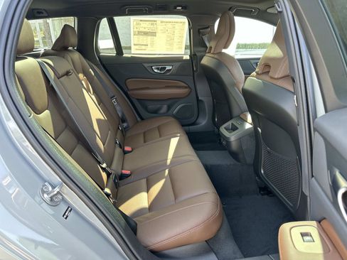 Certified 2026 Volvo V60 B5 Cross Country Plus w/ Climate Package image 19