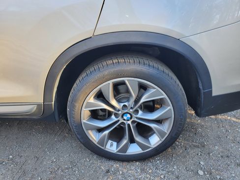 Used 2016 BMW X3 xDrive28i image 4