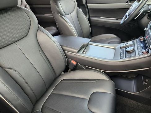 Used 2025 Hyundai Palisade SEL FWD image 9