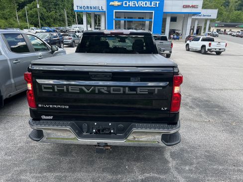 Used 2023 Chevrolet Silverado 1500 LT AWD/4WD image 4