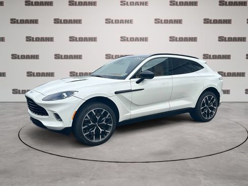 Used 2021 Aston Martin DBX AWD/4WD image 1