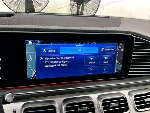 Used 2024 Mercedes-Benz GLE 450e 4MATIC image 29