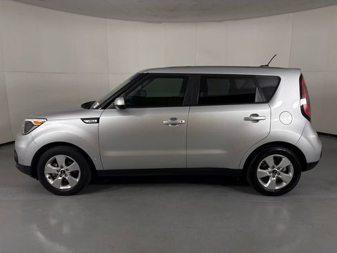 Used 2019 Kia Soul FWD image 6