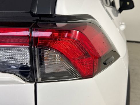 Used 2024 Toyota RAV4 XLE w/ Convenience Package image 33