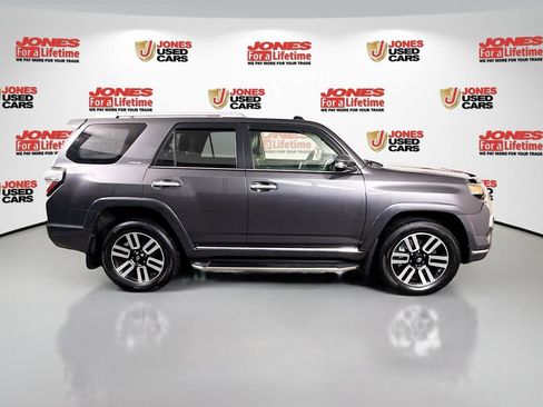 Used 2016 Toyota 4Runner Limited image 15