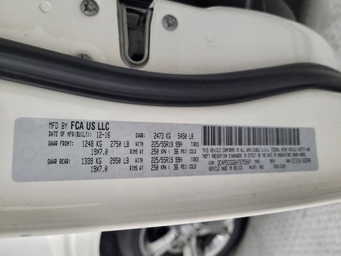 Used 2017 Dodge Journey Crossroad image 33